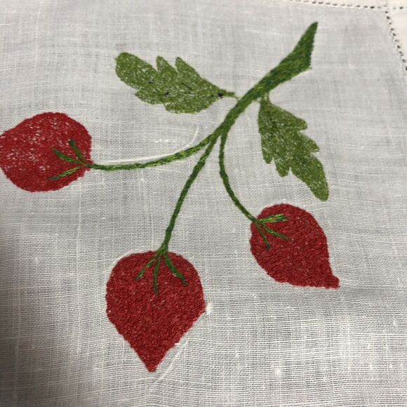 Vintage Small Table Topper Linens Square Purple Grapes Red Flowers Crochet Edge - Picture 9 of 15